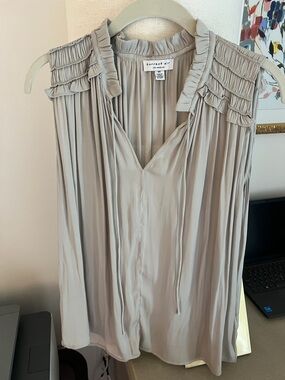 Current Air Light Taupe Pleated V-Neck Sleeveless Blouse